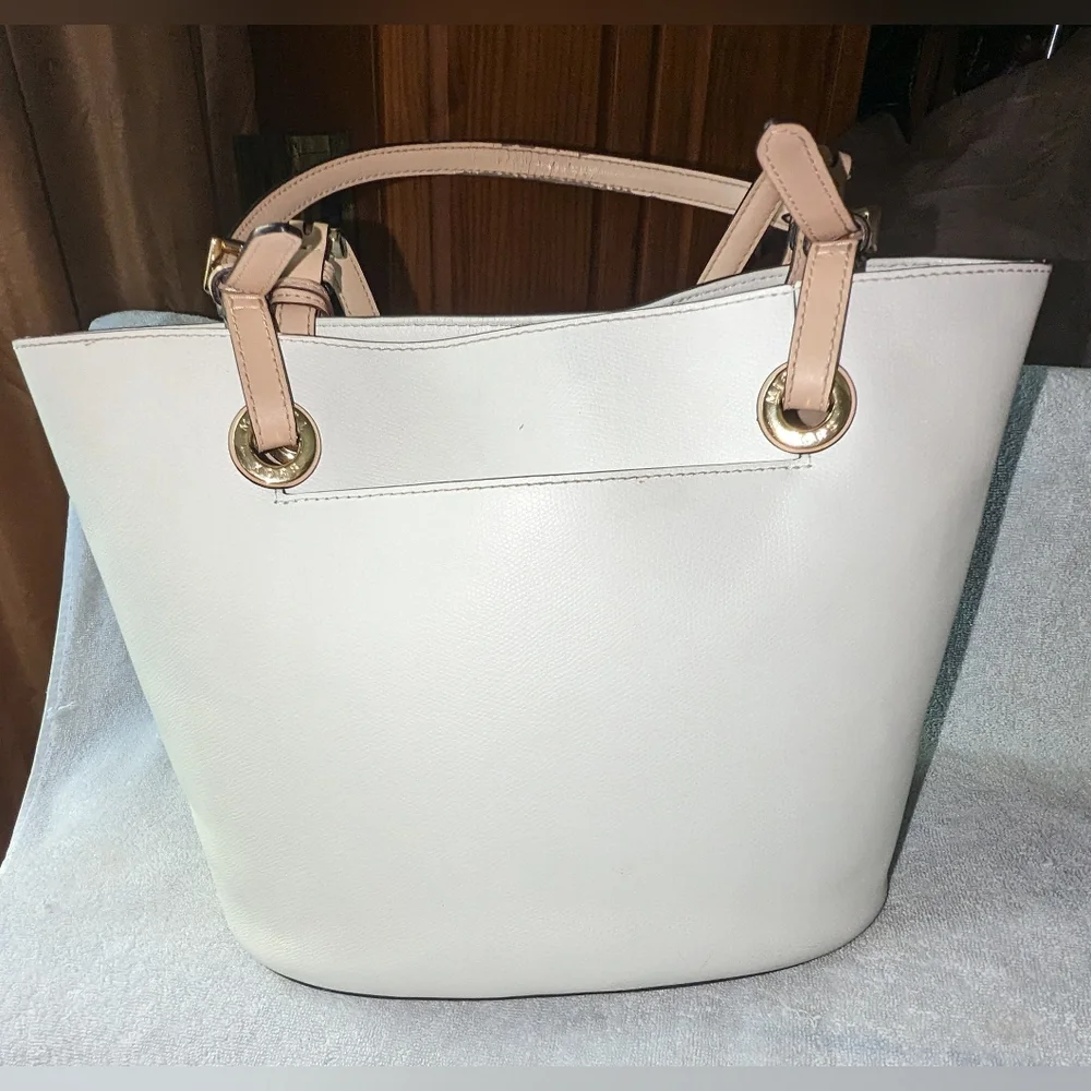 Michael Kors Yet Setter tote bag .